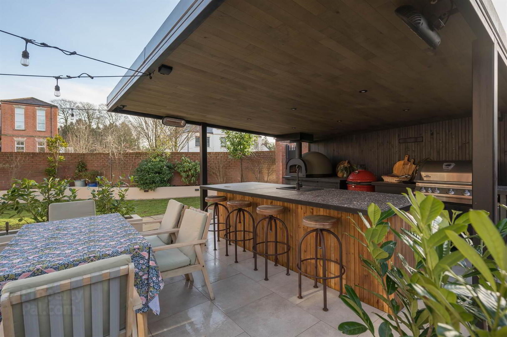 13 Lady Ishbel Avenue 30 of 36