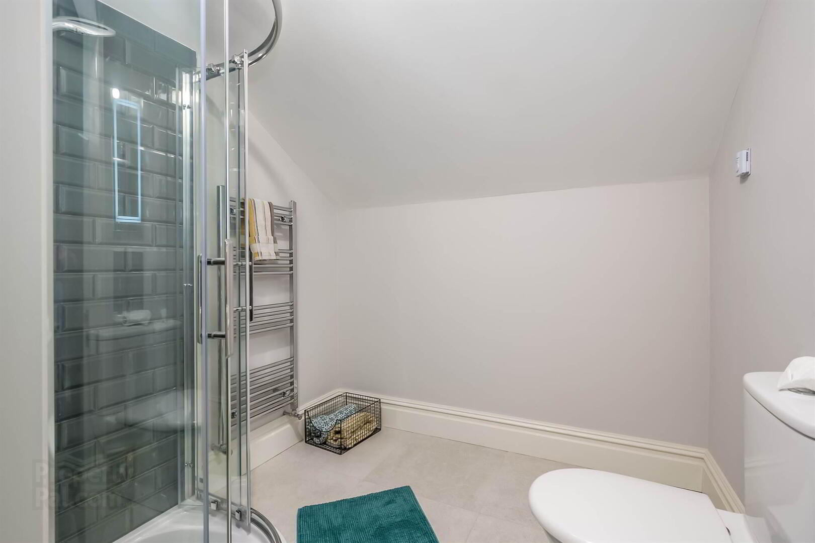13 Lady Ishbel Avenue 25 of 36