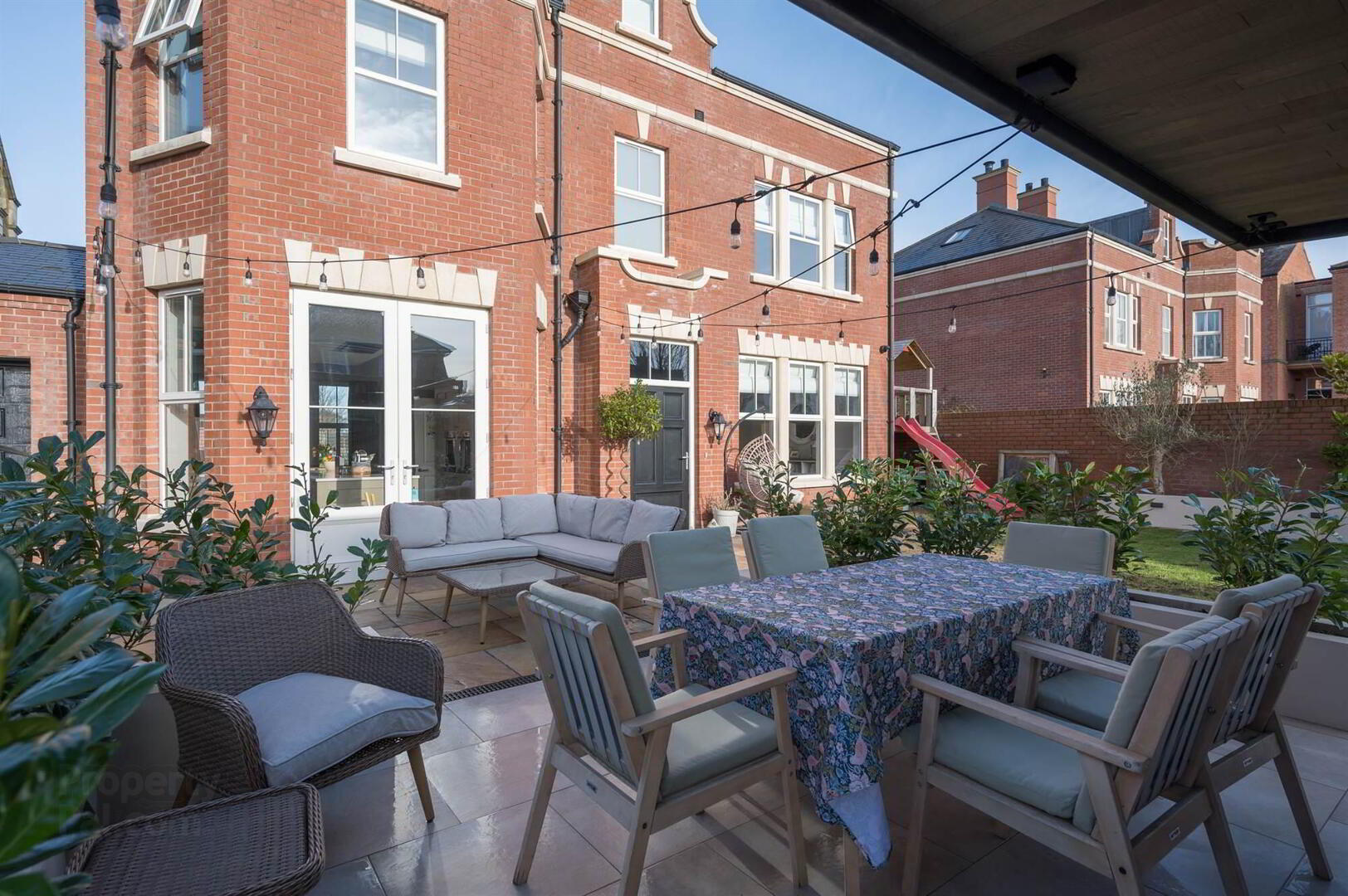 13 Lady Ishbel Avenue 27 of 36