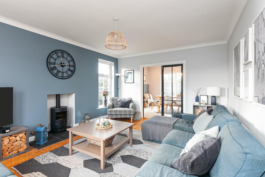 14 Russell Court 8 of 41