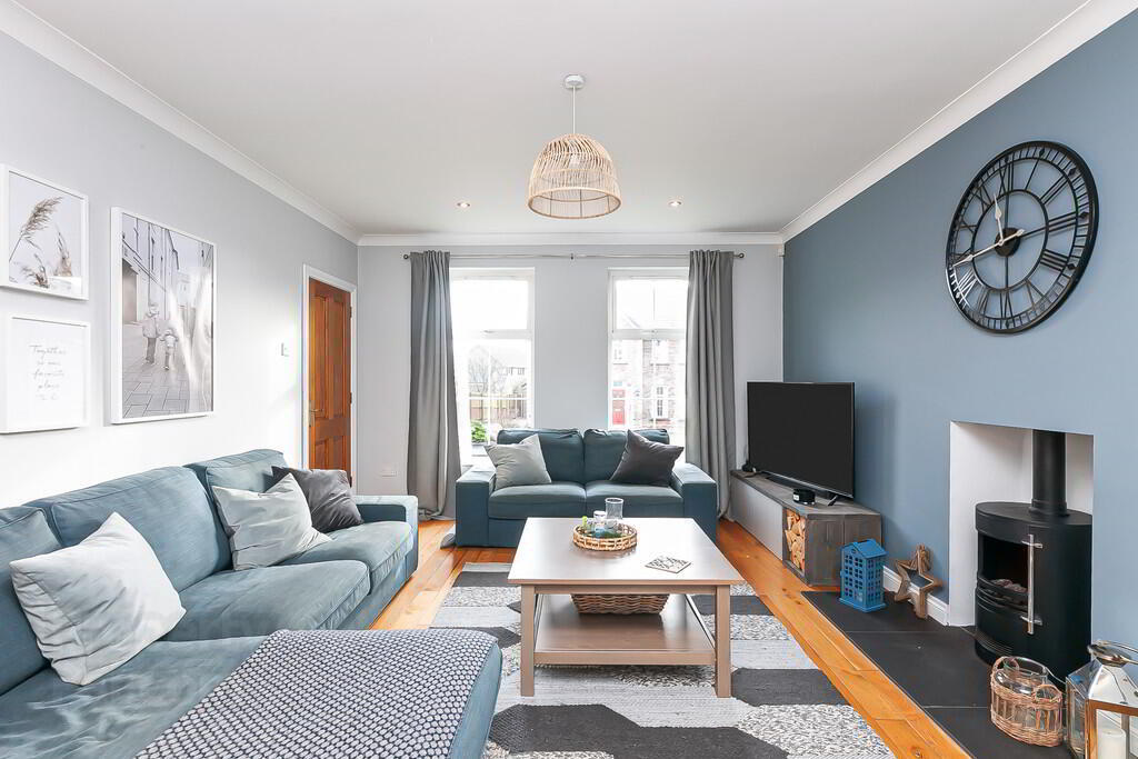 14 Russell Court 7 of 41