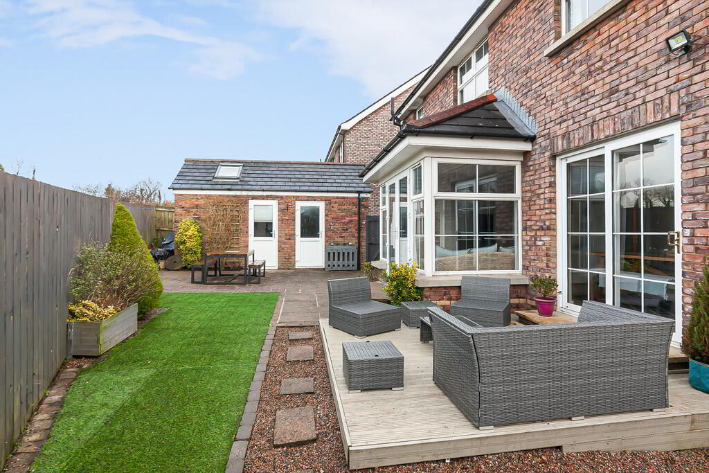 14 Russell Court 39 of 41