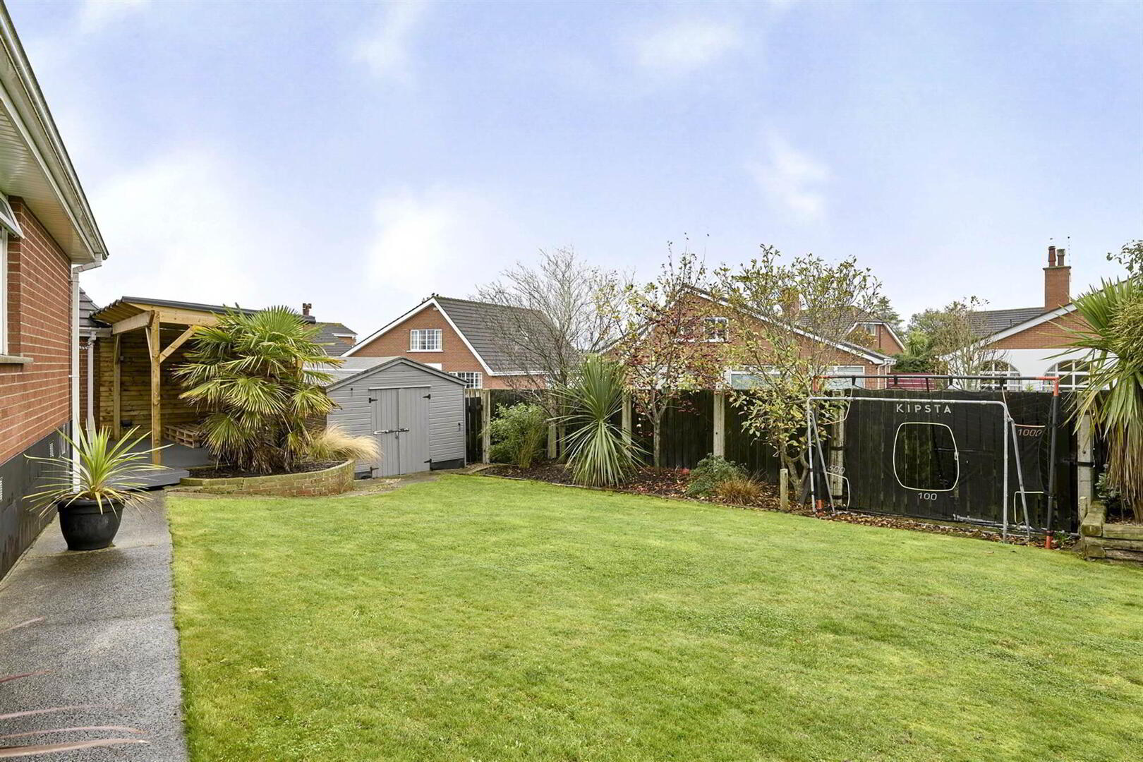 2 Belgravia Gardens 24 of 25