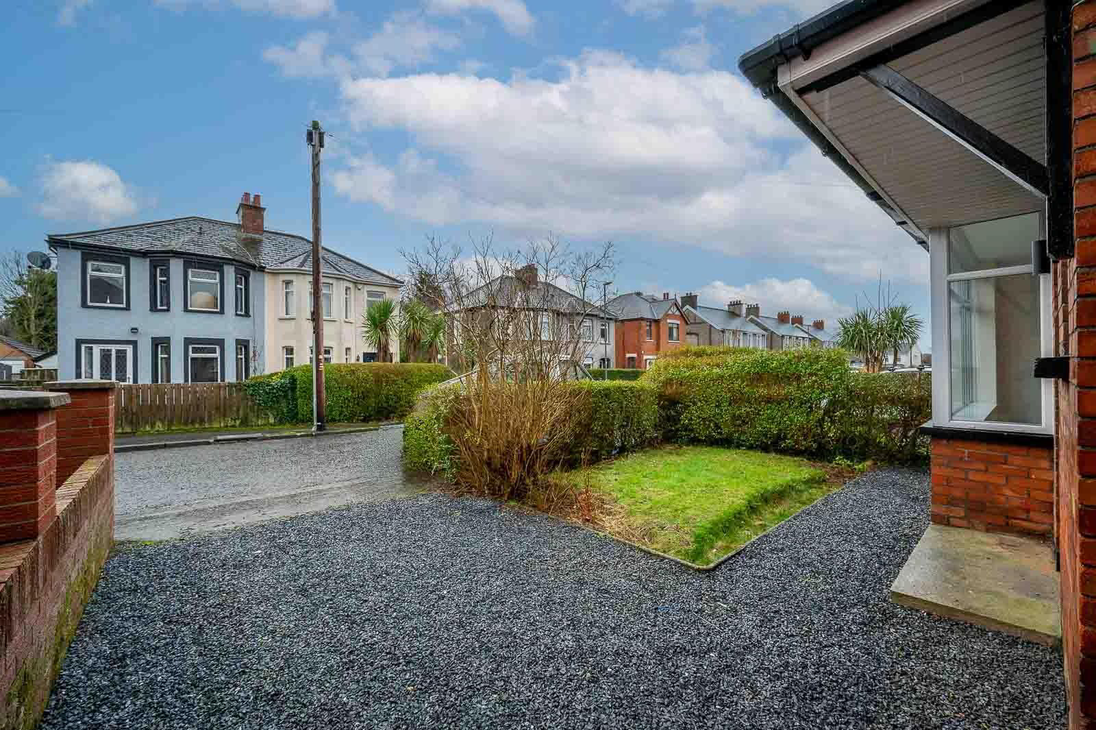 18 Neills Hill Park 3 of 24