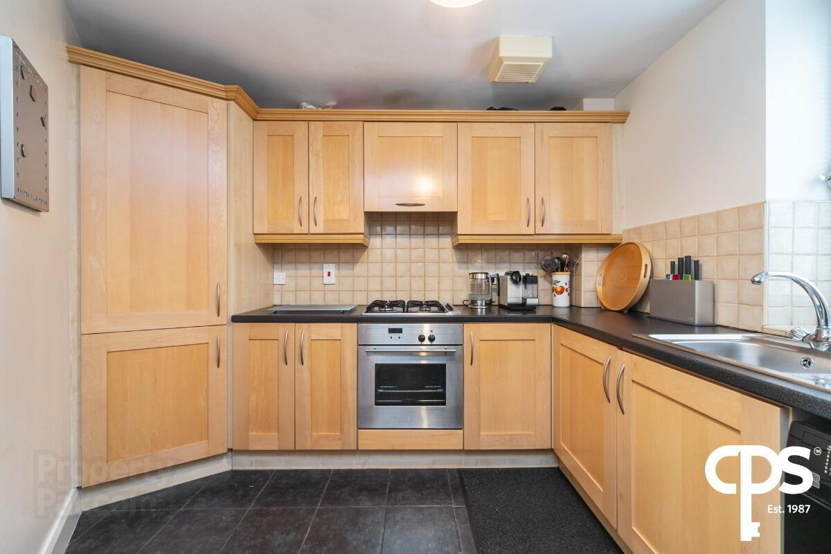 Apartment E, 1.1 Whitehall Square 10 of 21