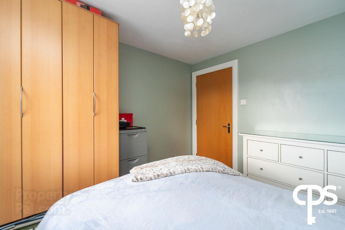 Apartment E, 1.1 Whitehall Square 9 of 21