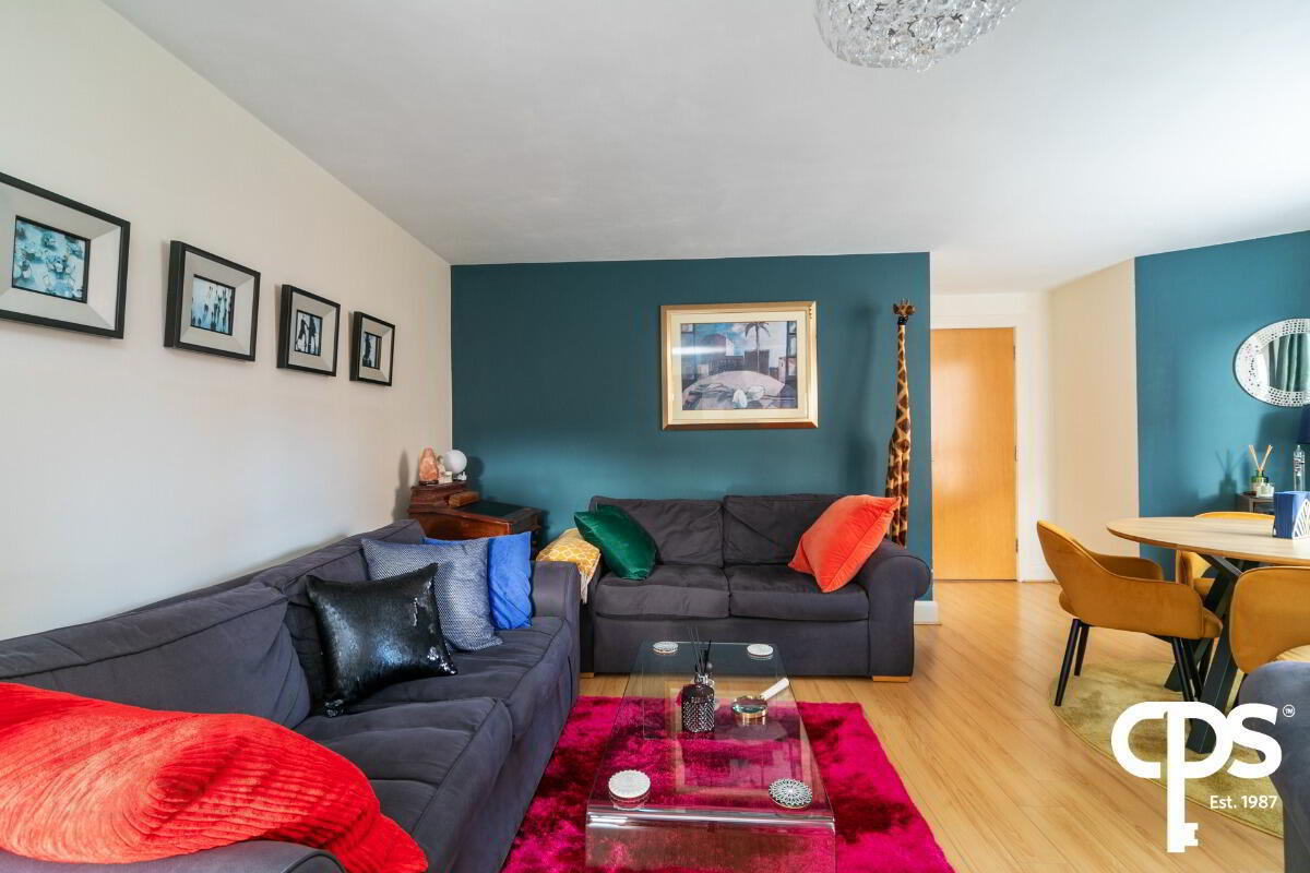 Apartment E, 1.1 Whitehall Square 13 of 21