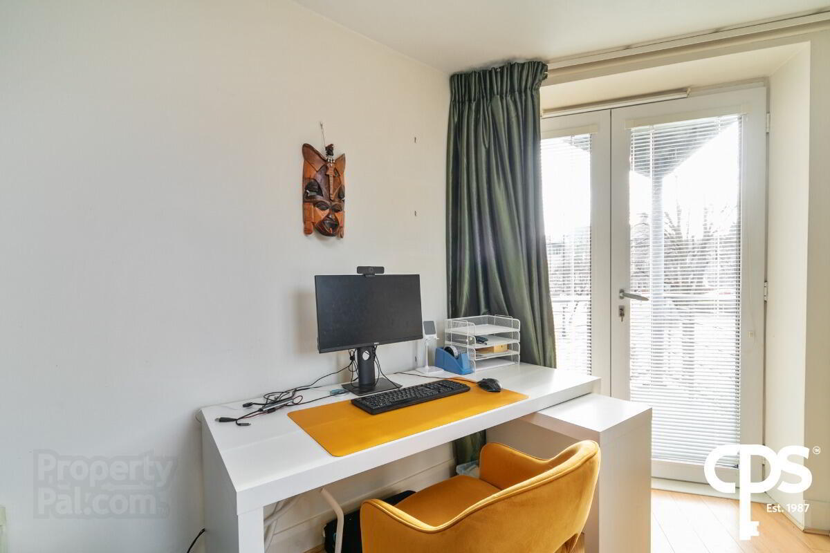 Apartment E, 1.1 Whitehall Square 15 of 21
