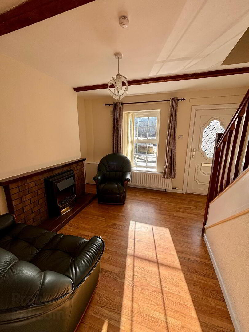 27 Robert Street 4 of 17