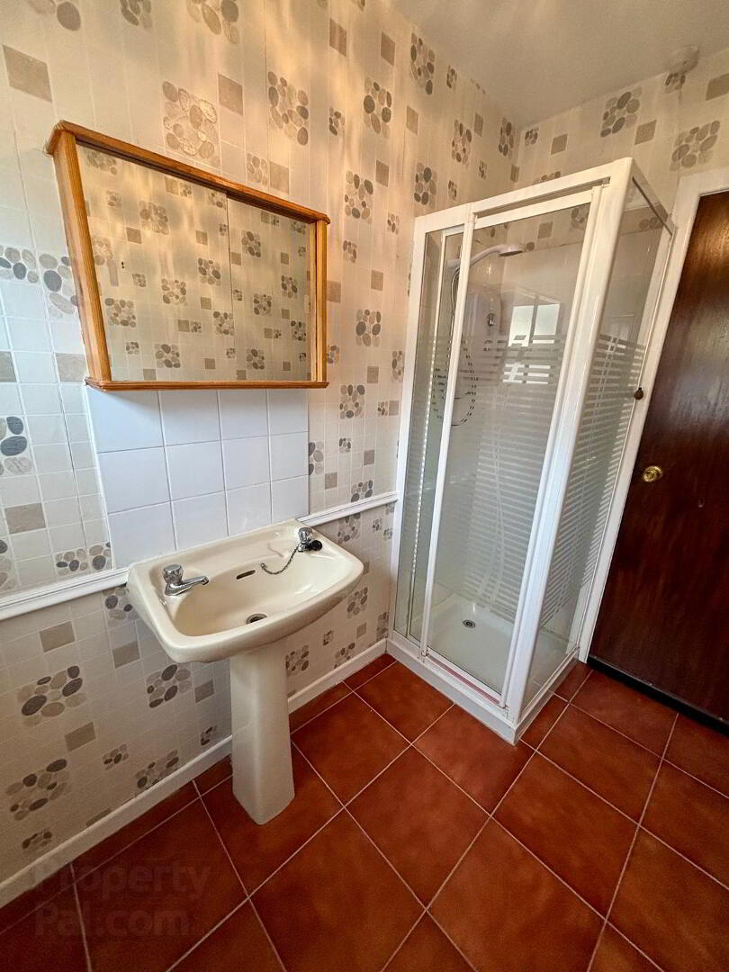 27 Robert Street 13 of 17