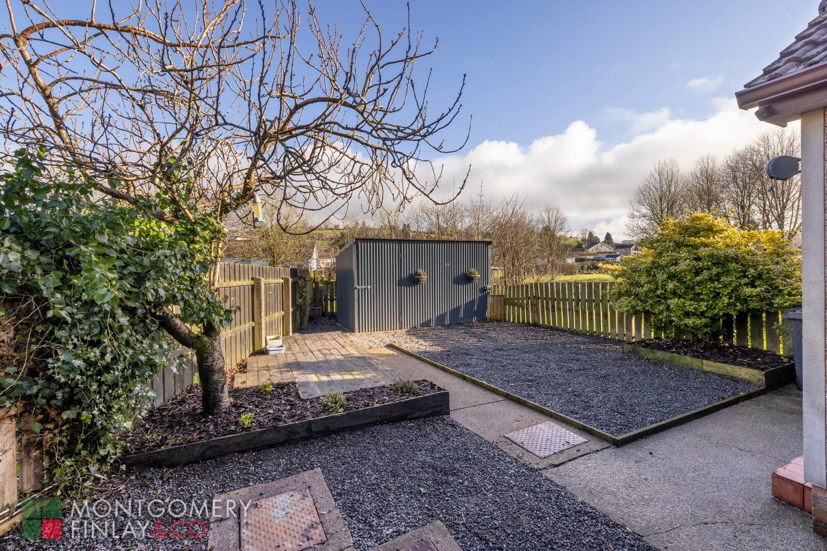 17 Baragh Gardens 13 of 16