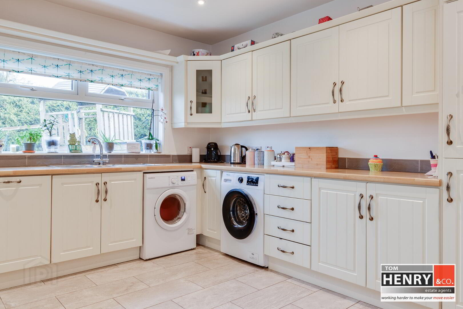 14 Hillcroft 11 of 36