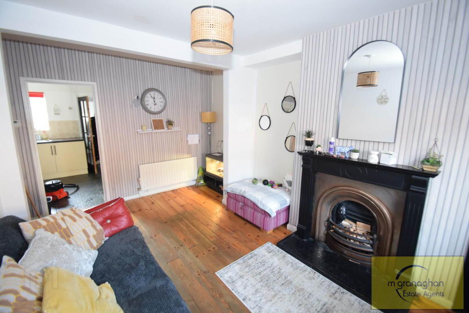 51 St Katharines Road 3 of 20