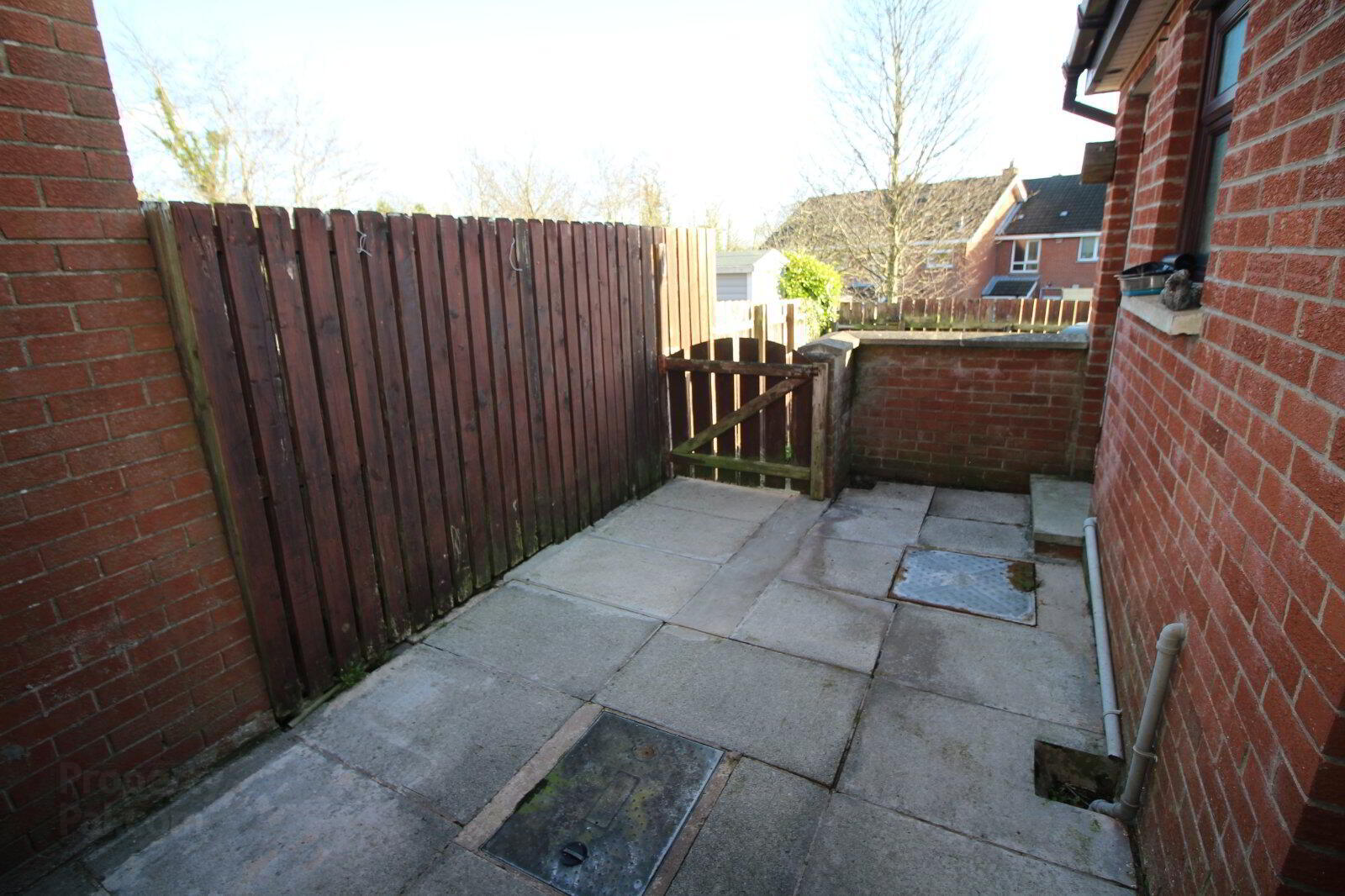 24 Dunluskin Gardens 9 of 10