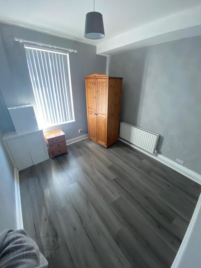 (hmo Registered), 251 Roden Street 4 of 20