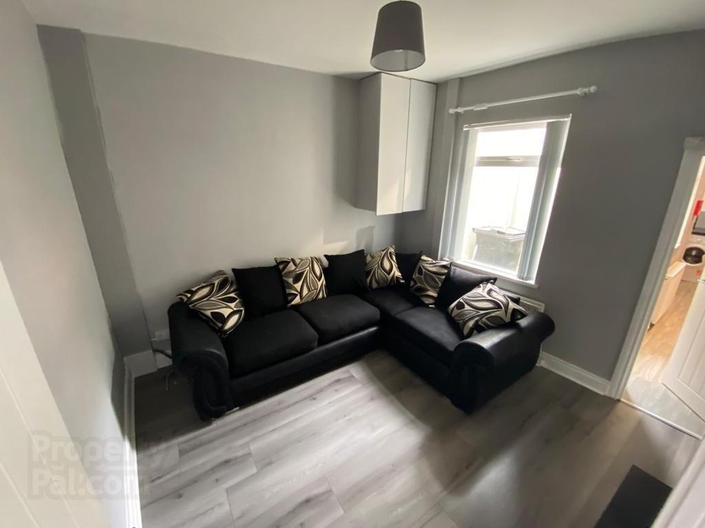 (hmo Registered), 251 Roden Street 5 of 20