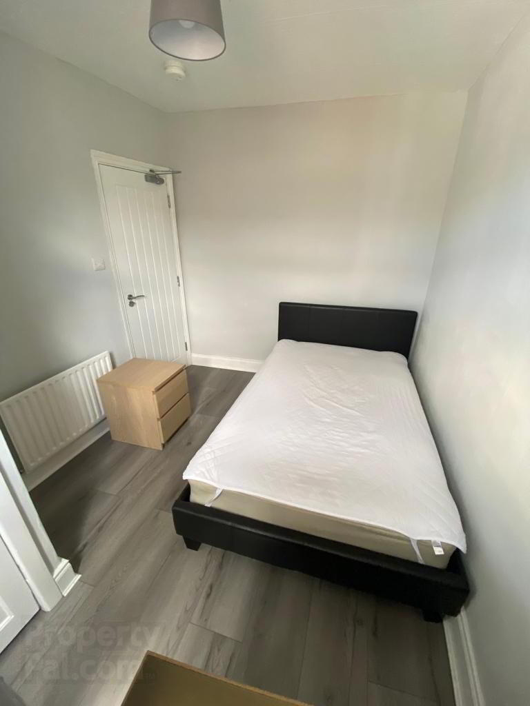 (hmo Registered), 251 Roden Street 15 of 20