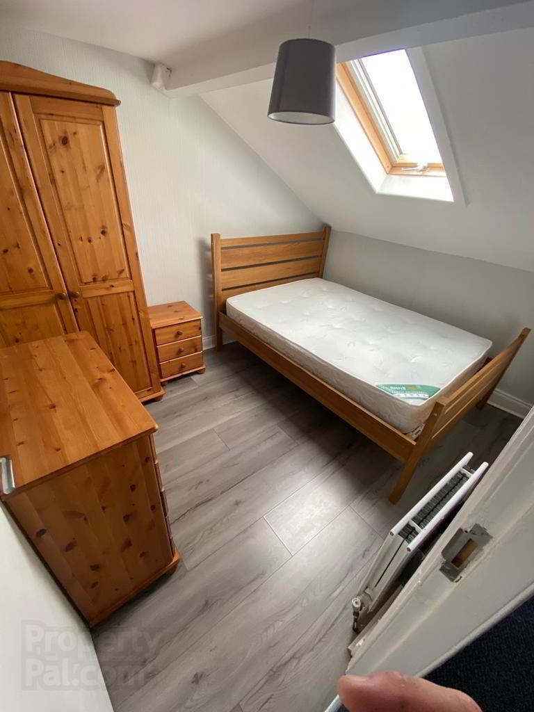 (hmo Registered), 251 Roden Street 18 of 20