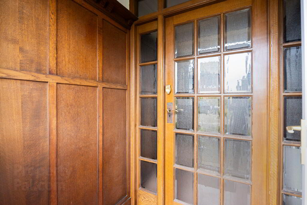 property description image
