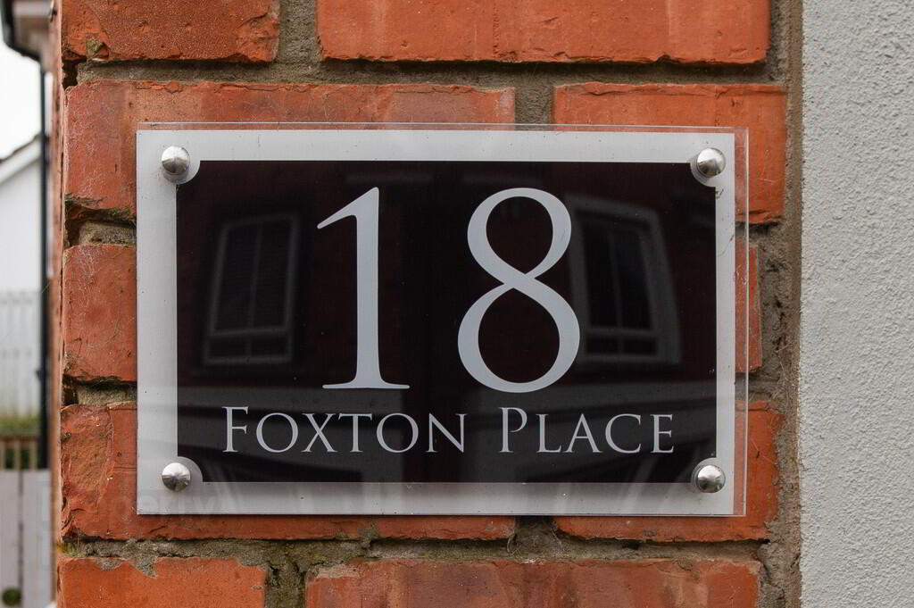 18 Foxton Place