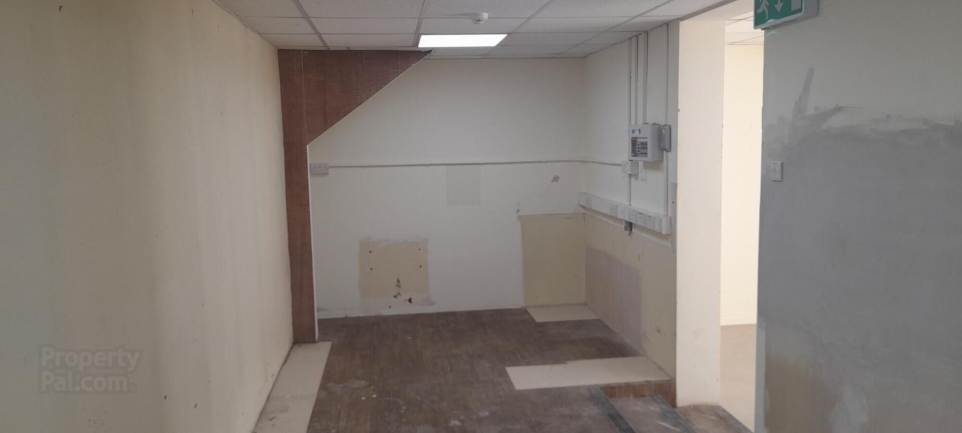 160 -162 Longstone Street 7 of 10