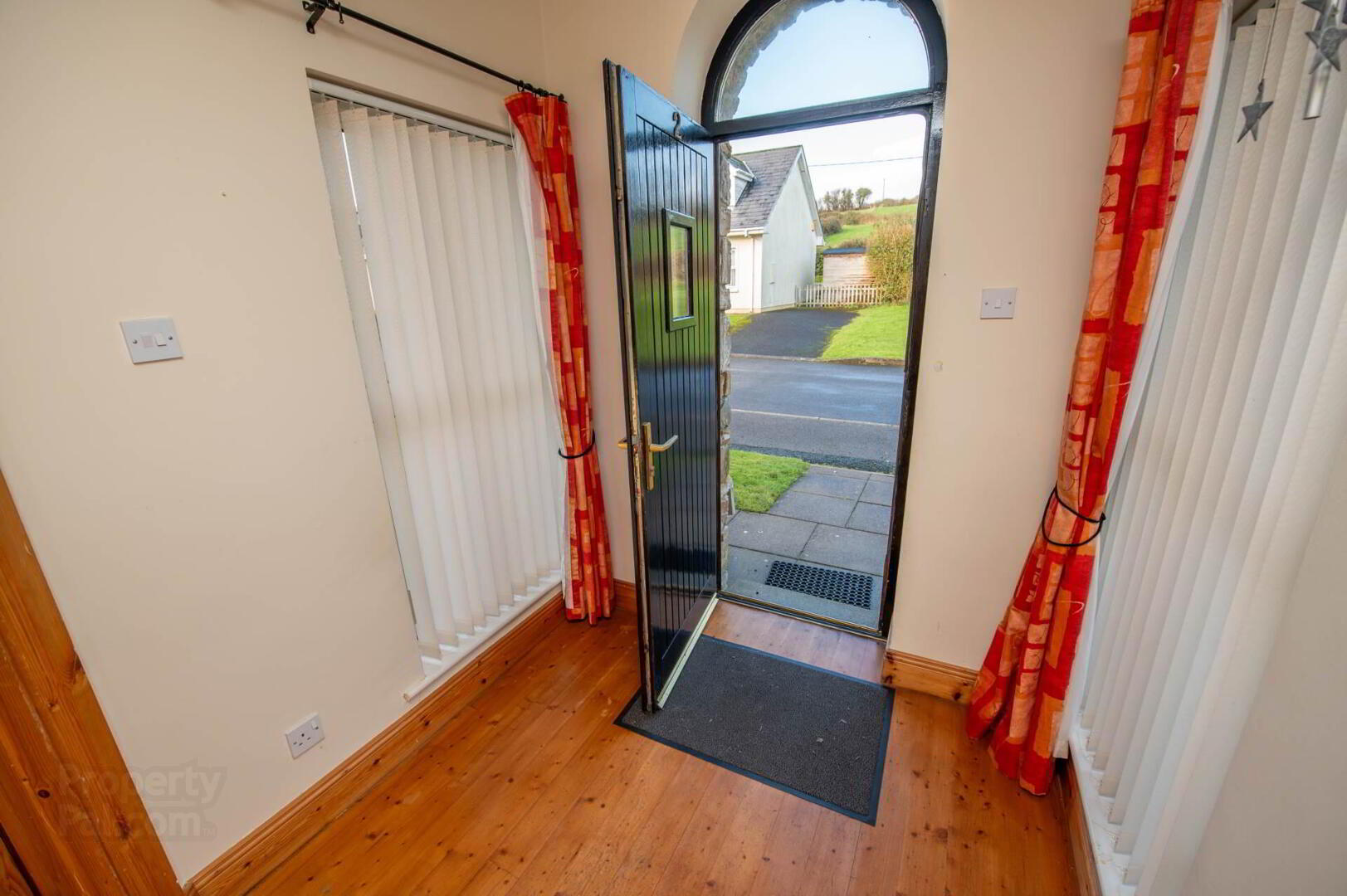 2 Milltown Mews 5 of 37