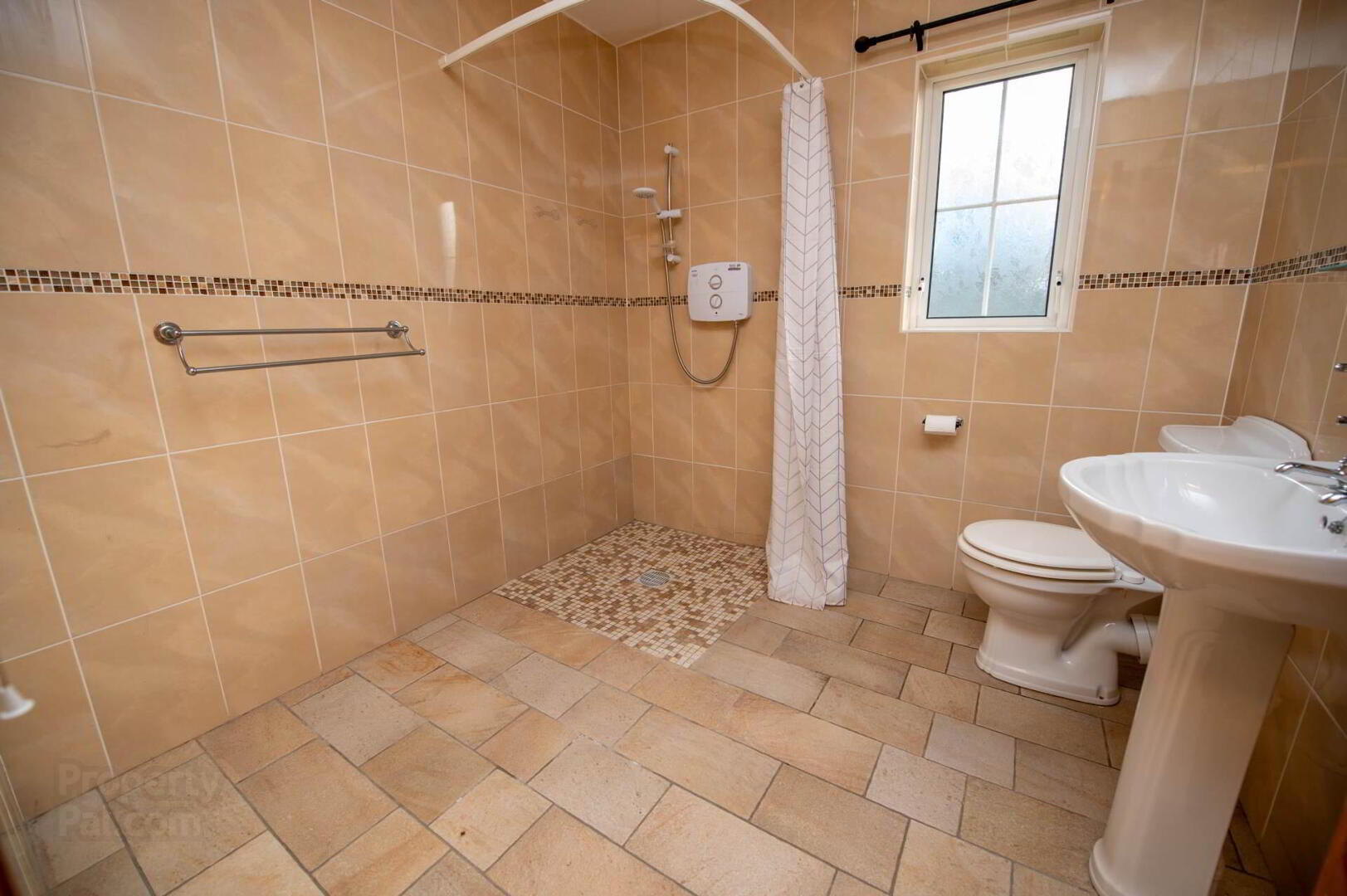 2 Milltown Mews 18 of 37