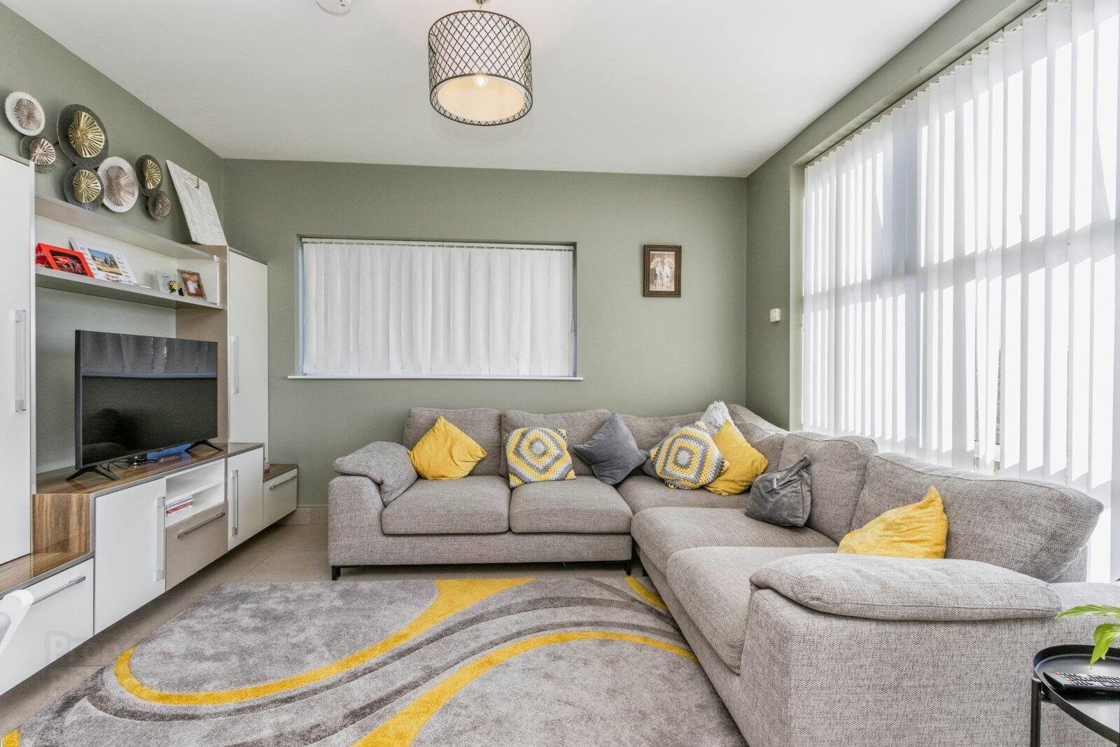 23 Lagmore View Road 4 of 20