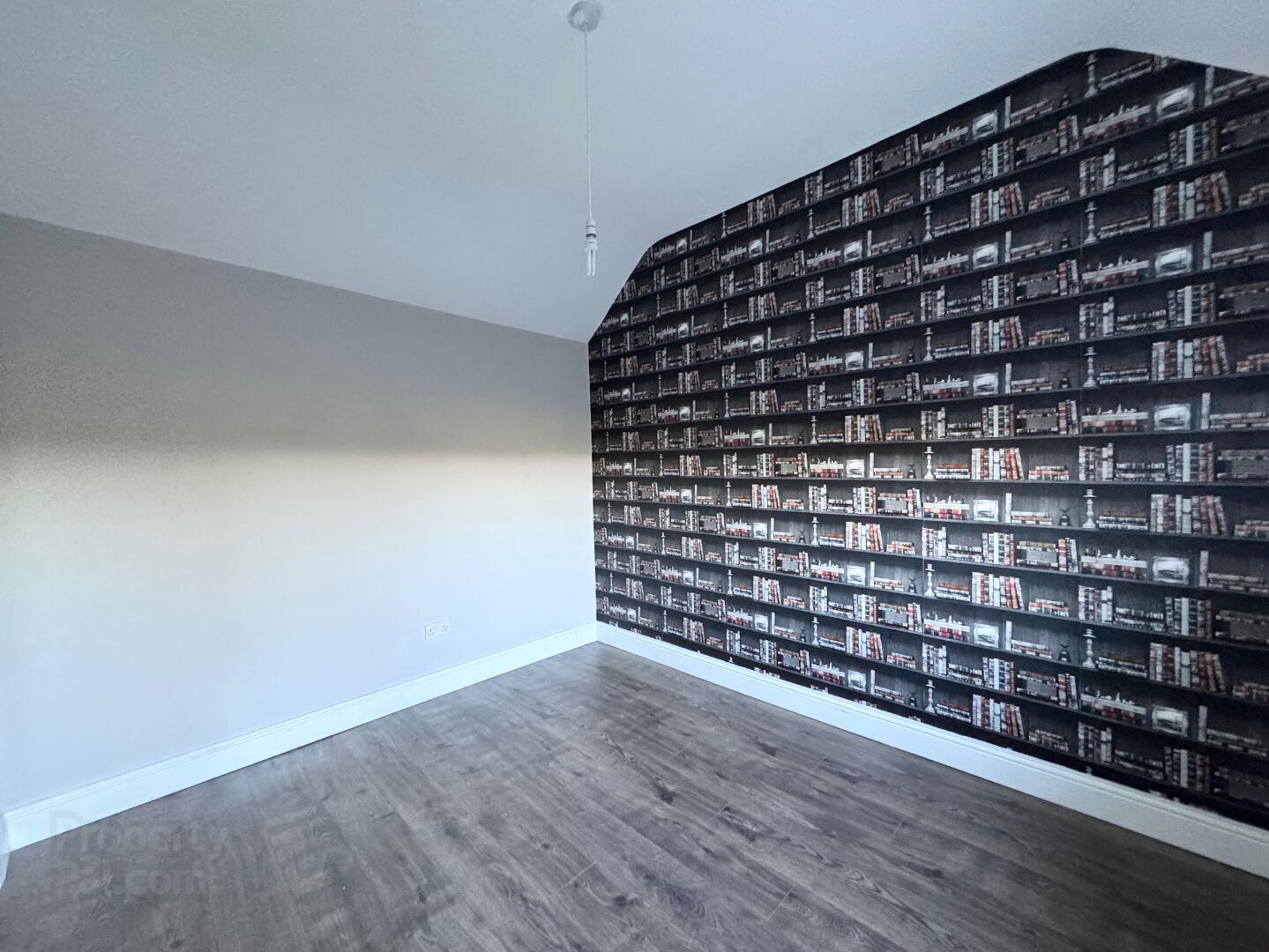 33 Moy Road 19 of 28