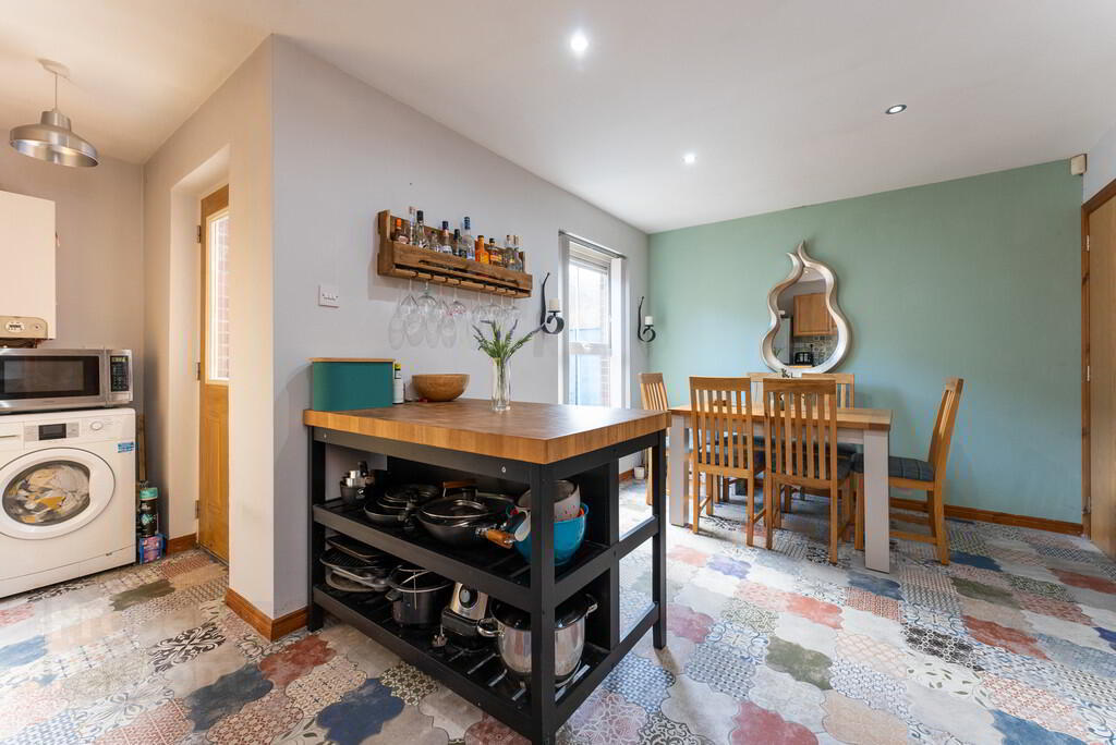 11 Lewis Avenue 6 of 17