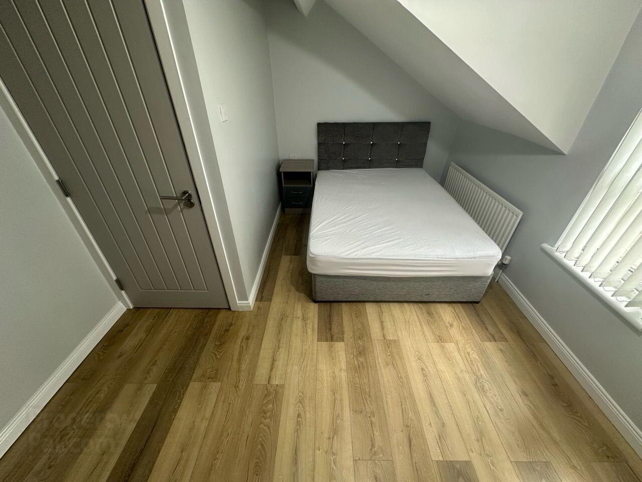 (hmo Registered), 67 Alexandra Park Avenue 21 of 28