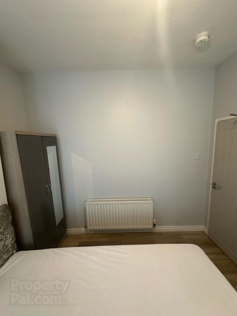 (hmo Registered), 67 Alexandra Park Avenue 6 of 28