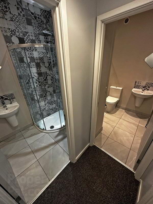 (hmo Registered), 141 Alexandra Park Avenue 13 of 18