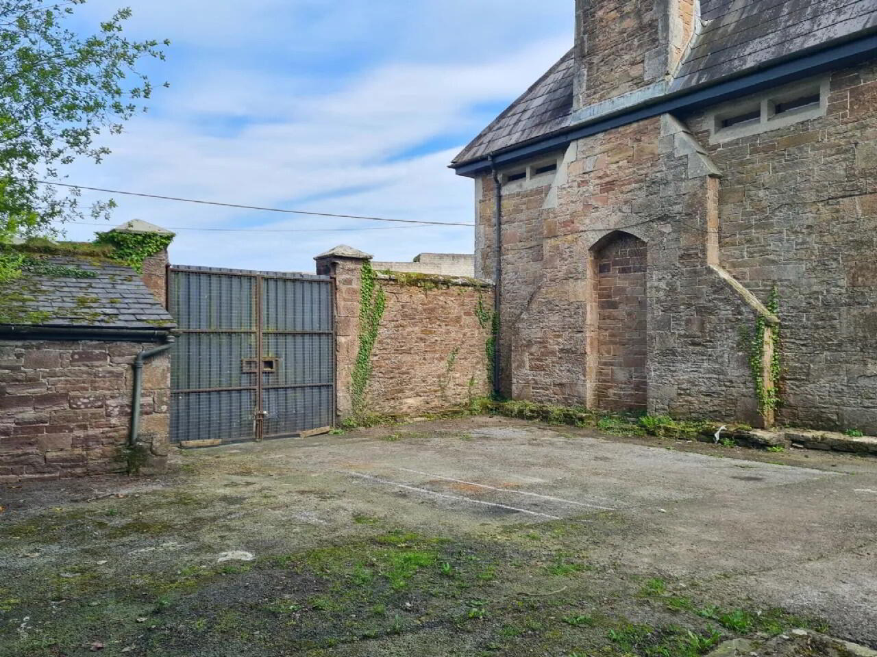 1 Old Barracks 5 of 28