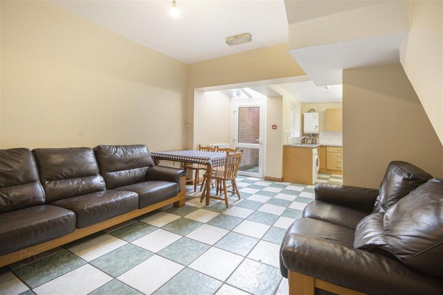 17 Collingwood Avenue 15 of 15