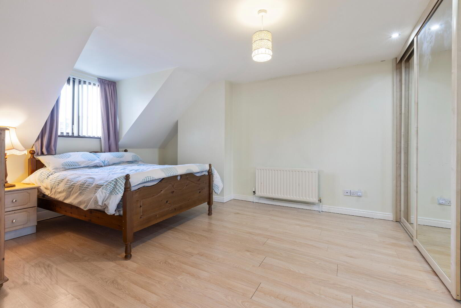 20 Farm Lodge Avenue 13 of 19