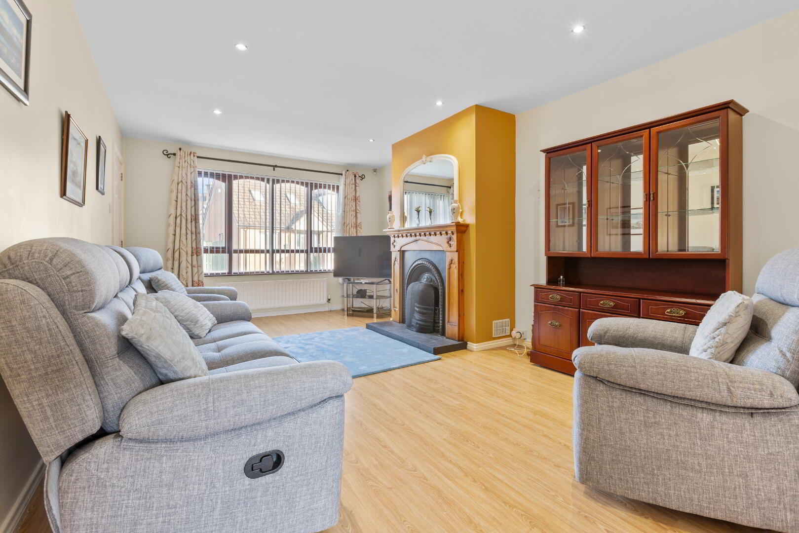 20 Farm Lodge Avenue 4 of 19
