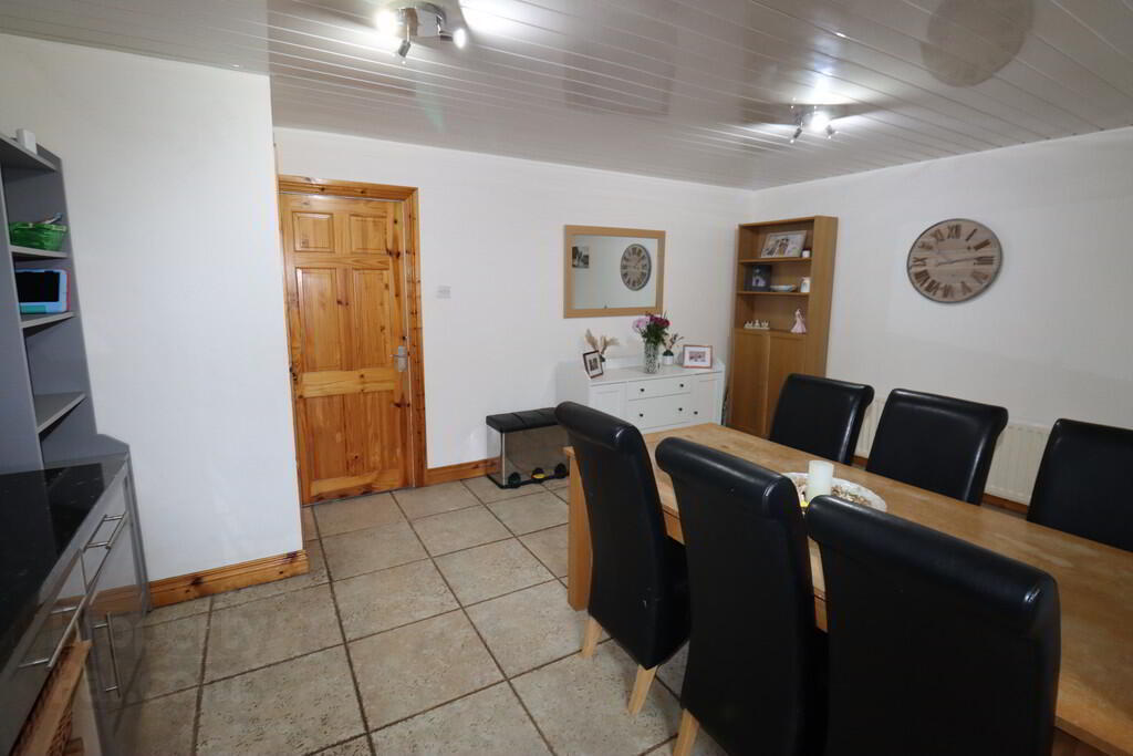 44 Abernethy Drive 11 of 25