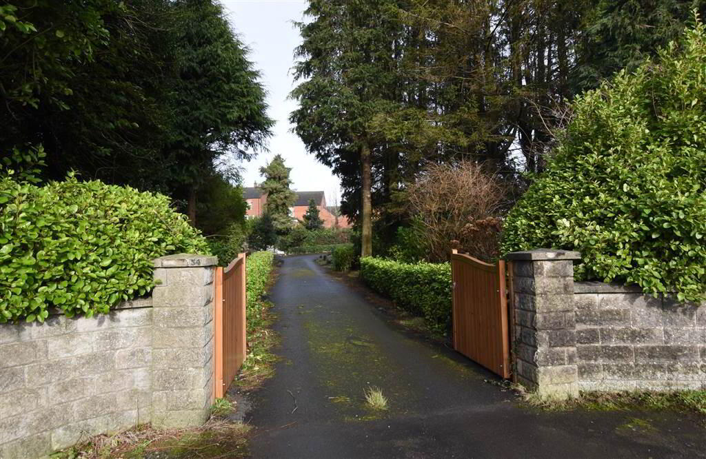 54 North Road 32 of 33
