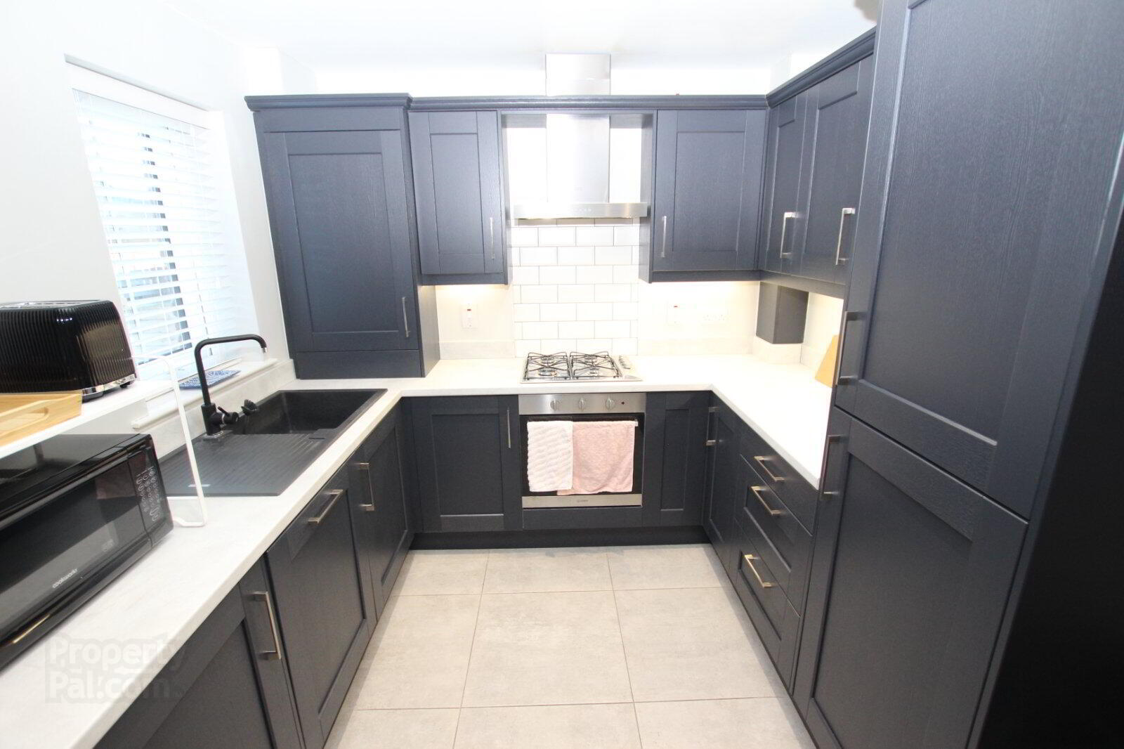 14 Glen Manor Road 6 of 18