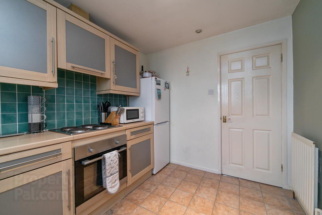 Apartment 12 Parkgate Place 6 of 10