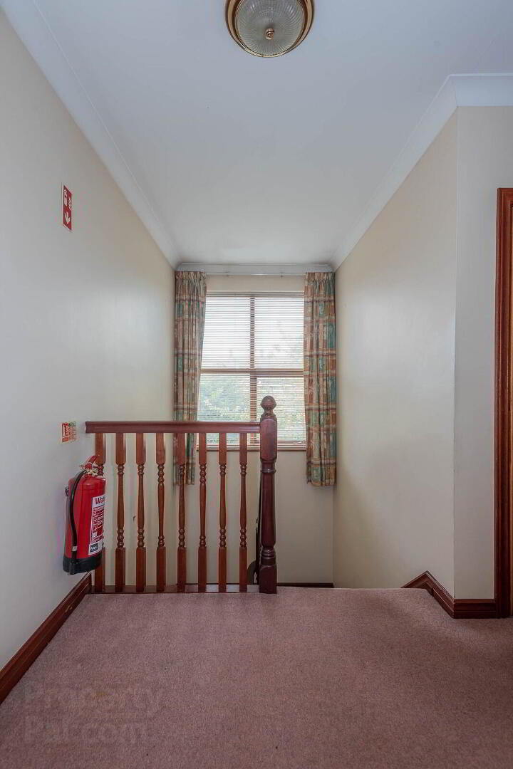 501 Ormeau Road 10 of 17
