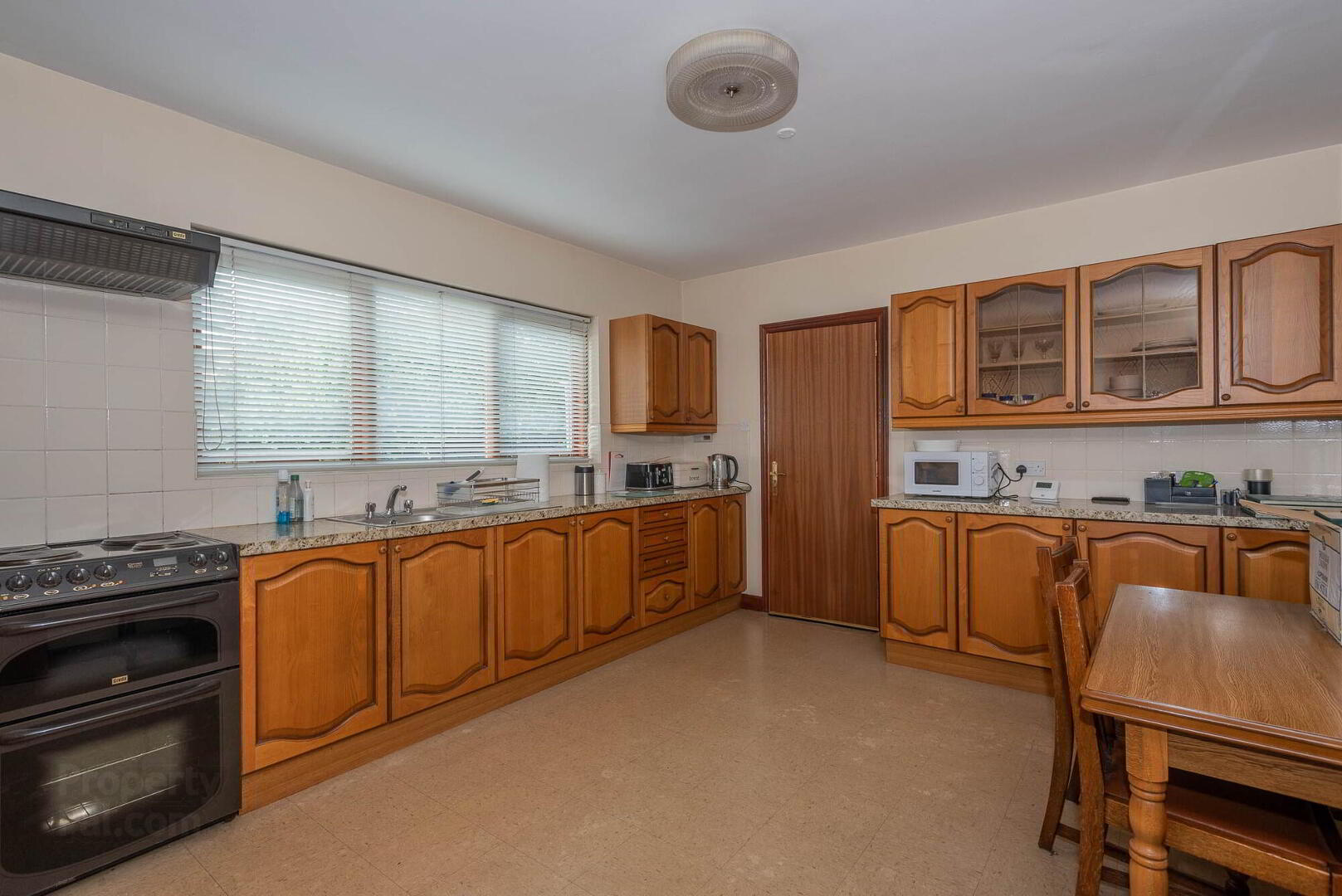 501 Ormeau Road 7 of 17