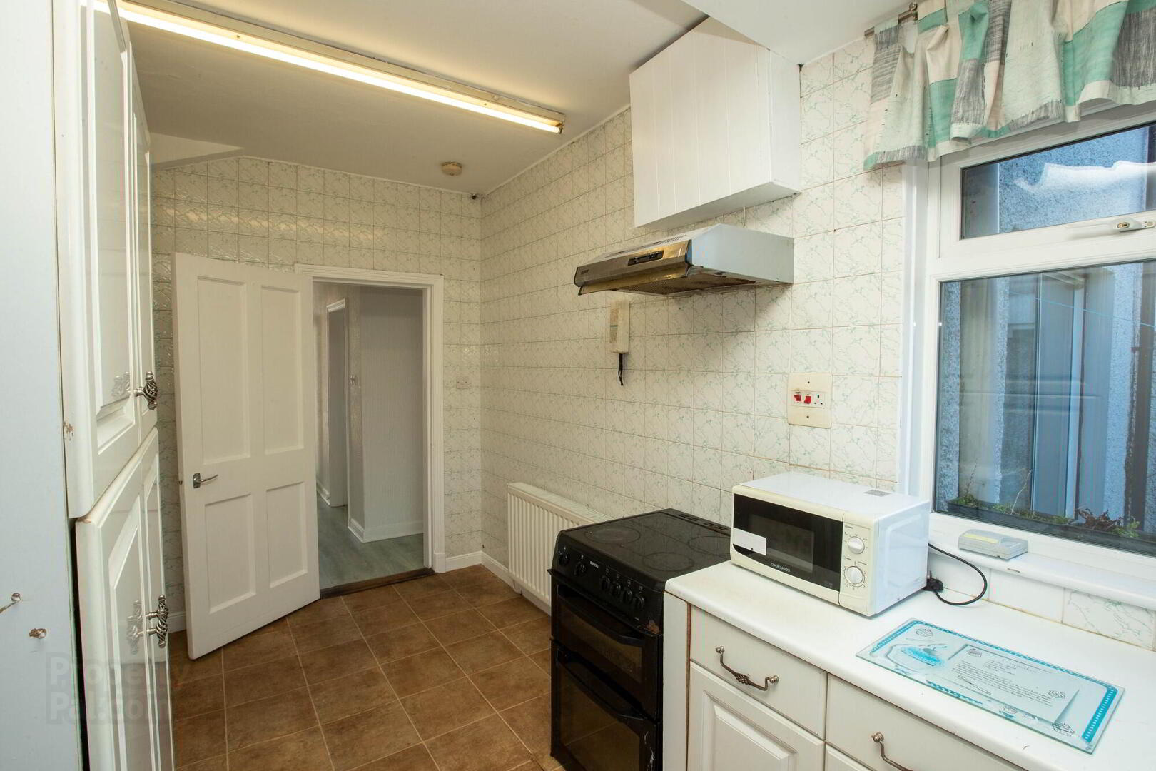16 Dundrum Road 13 of 26