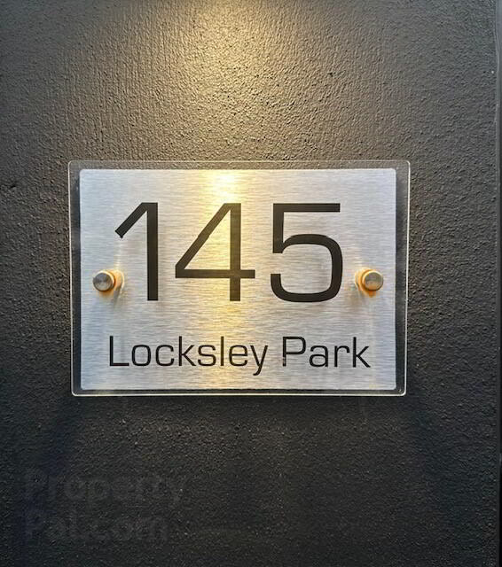 145 Locksley Park