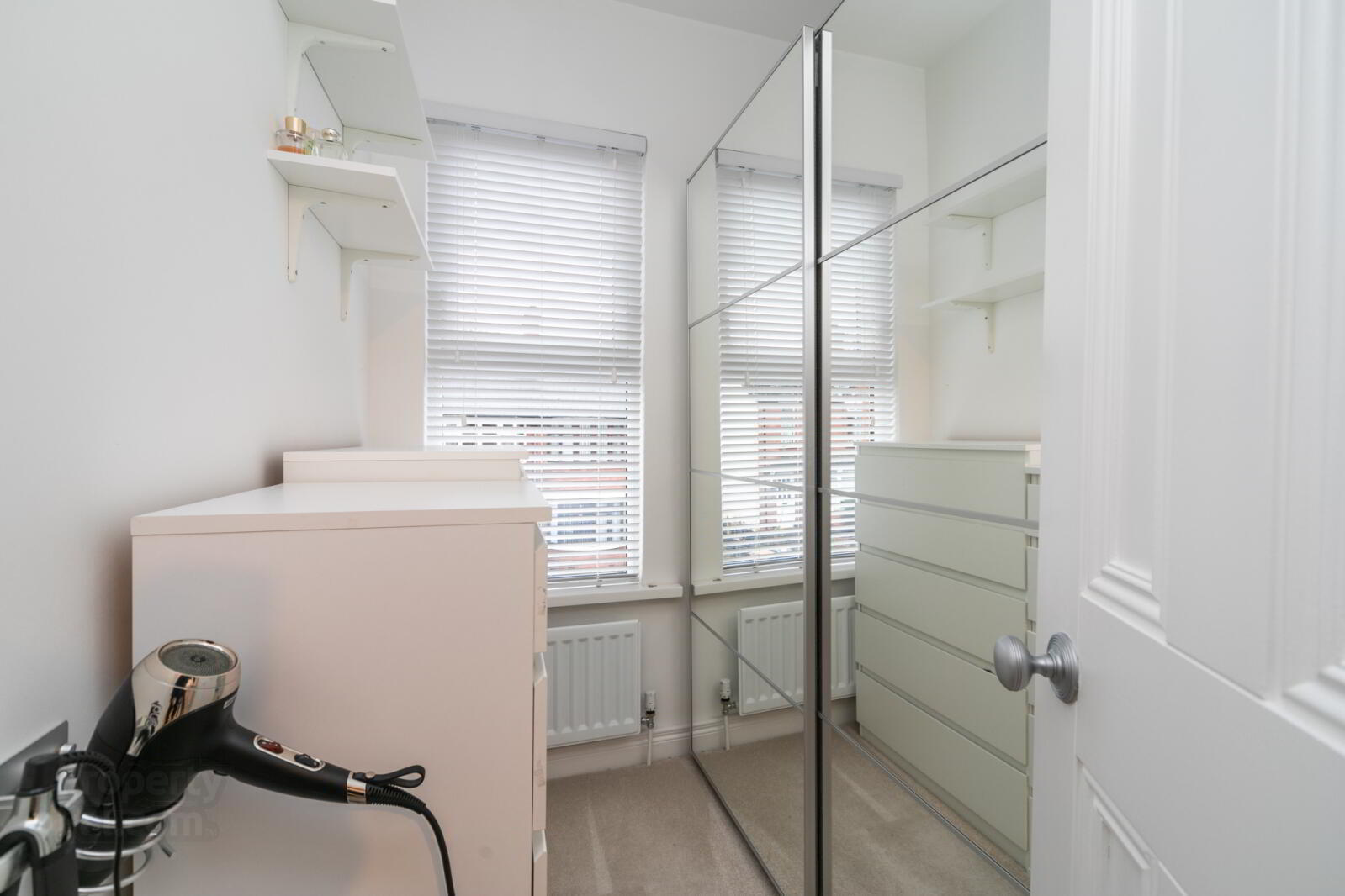 13 Kirkliston Gardens 17 of 21