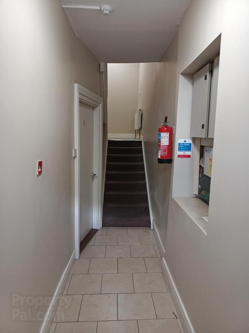 Apartment 3 10 Newenham Street 11 of 12