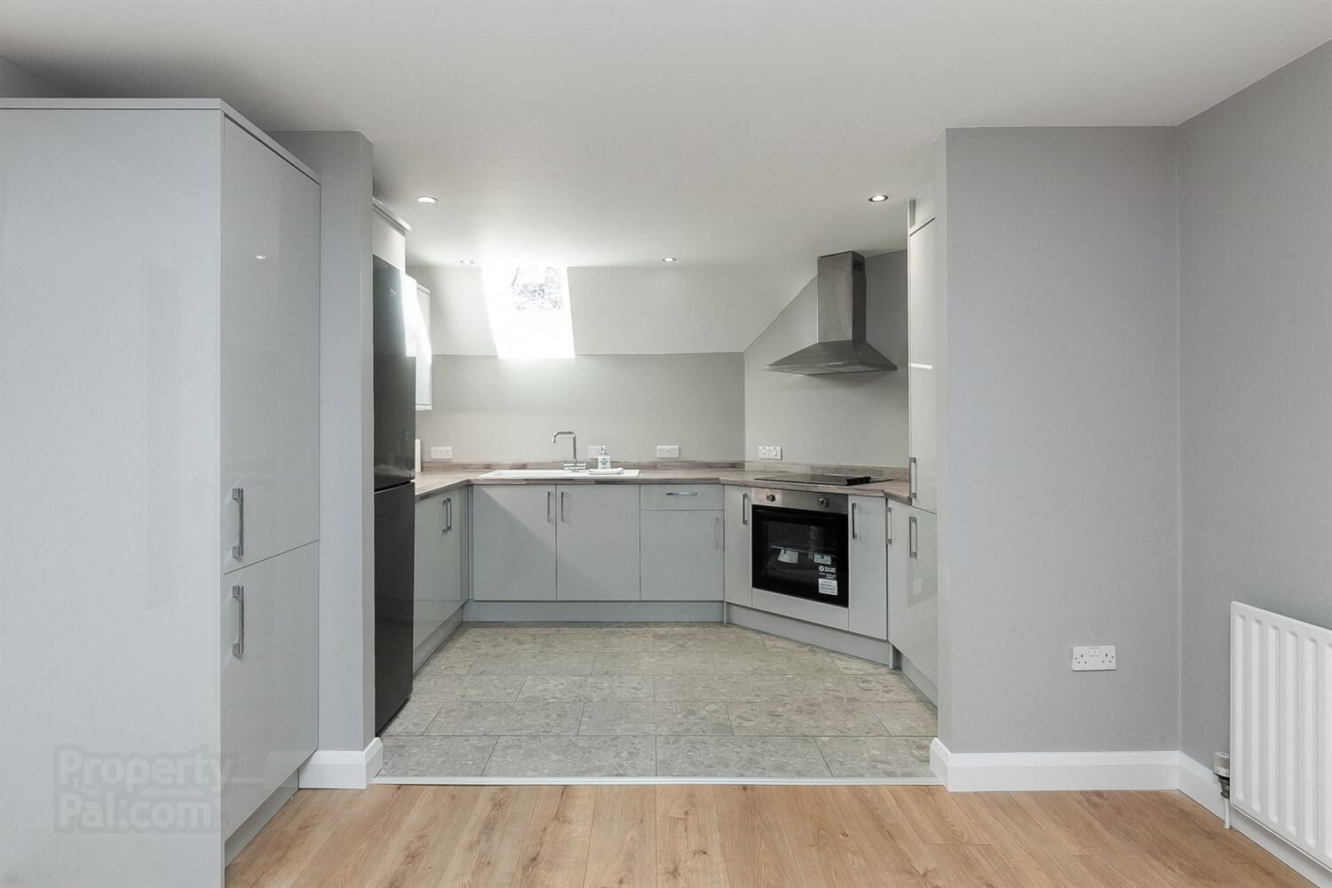 Apt 6 Terrace Cottage, 83 Lower Windsor Avenue 8 of 14