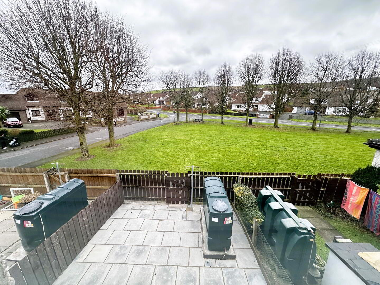 4 Woodside Park 14 of 14