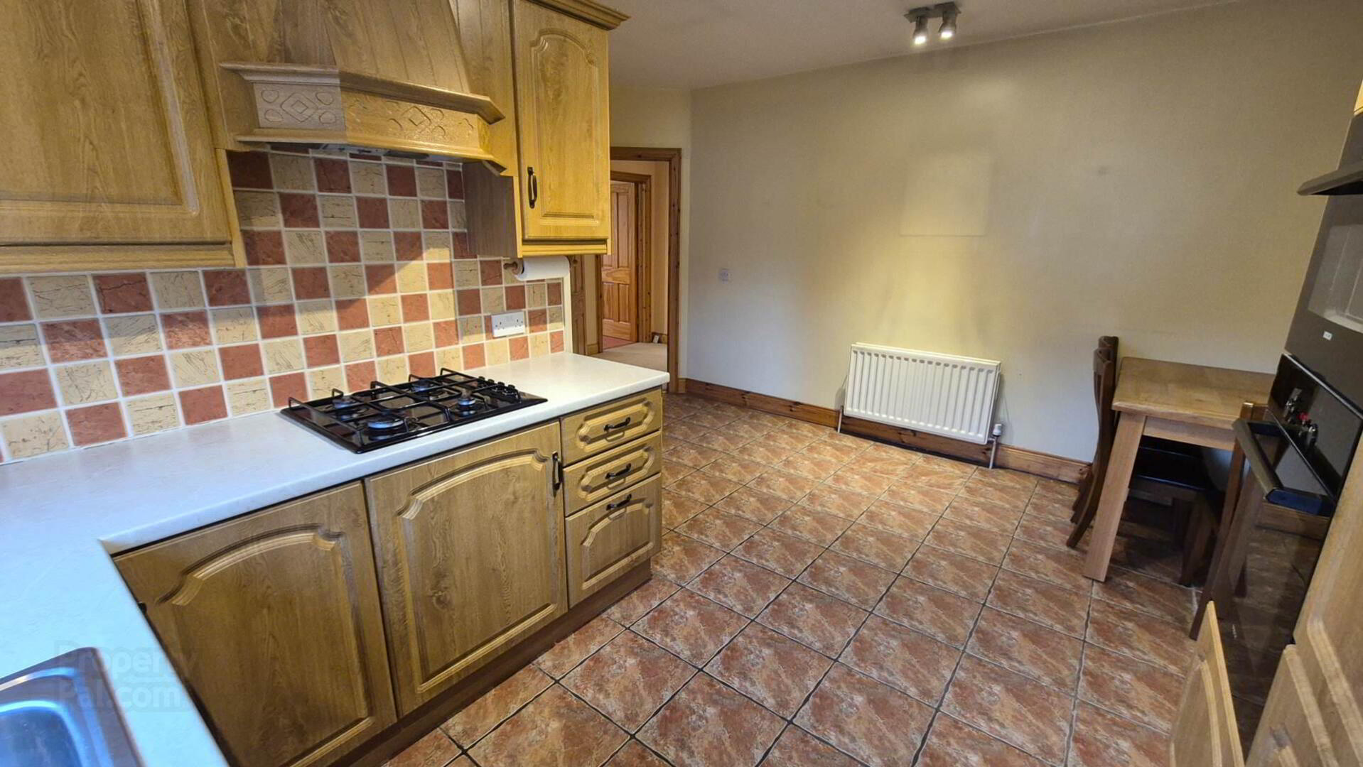 27 Blackthorn Manor 11 of 38